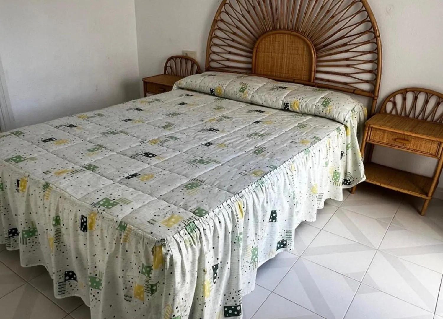Spacious, Calm And Bright Duplex Apartment In Private Residence Ideal For Families, Beach And Golf Sitio de Calahonda