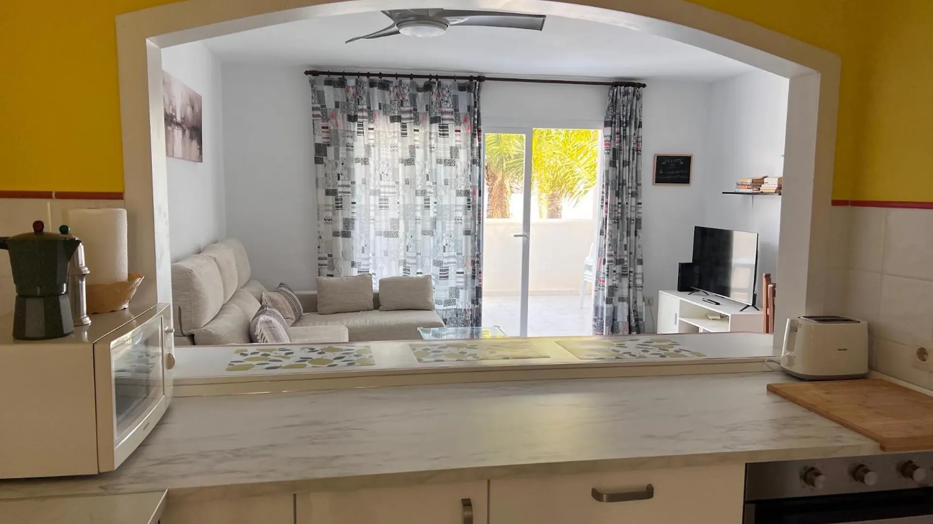 Spacious, Calm And Bright Duplex Apartment In Private Residence Ideal For Families, Beach And Golf Sitio de Calahonda
